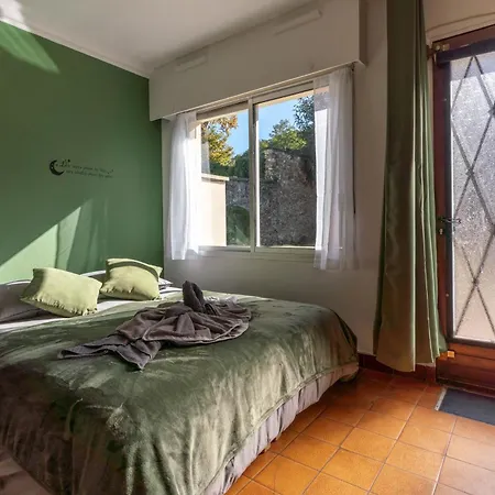 アパート Avec Terrasse, Gare A 200m Et Parking Gratuit